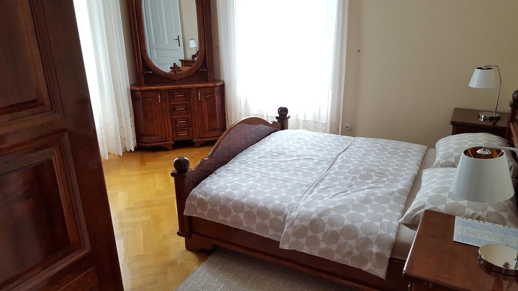 אופטיה Apartments Villa Atta מראה חיצוני תמונה