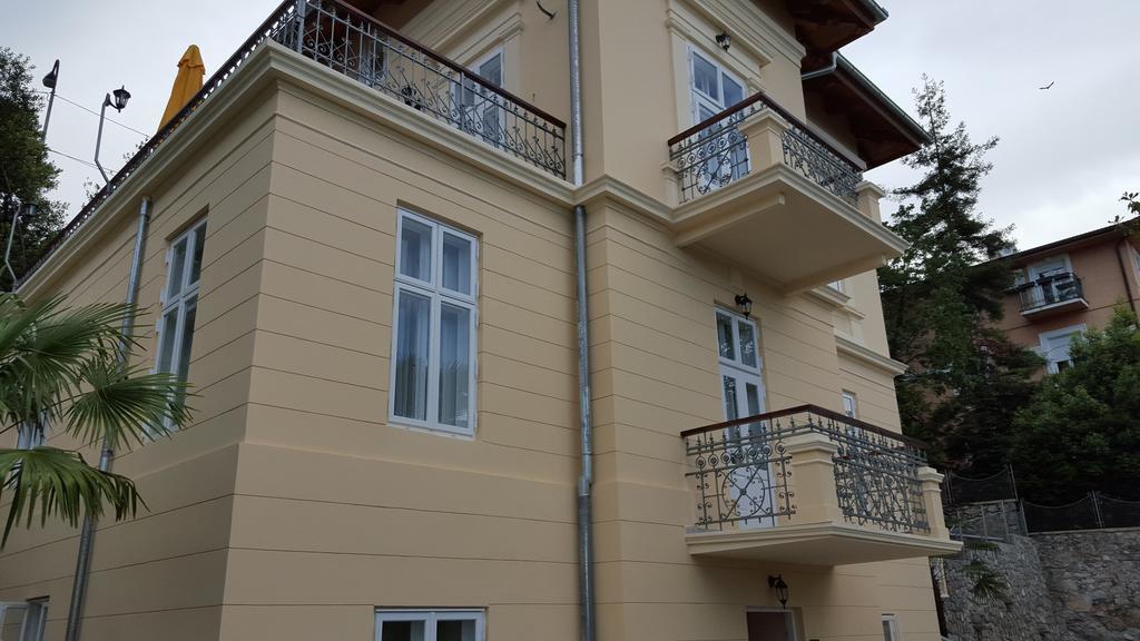 אופטיה Apartments Villa Atta מראה חיצוני תמונה