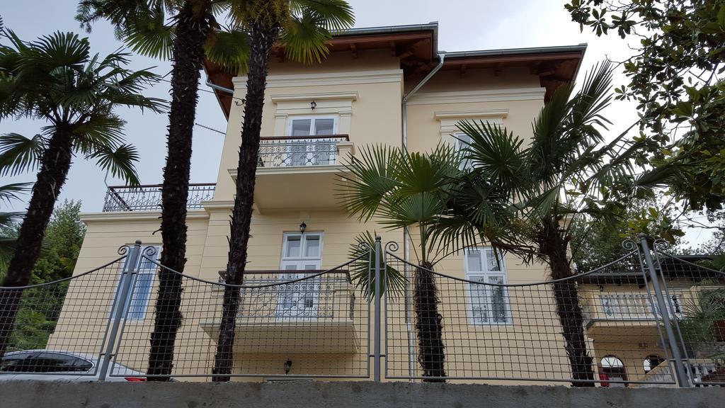 אופטיה Apartments Villa Atta מראה חיצוני תמונה