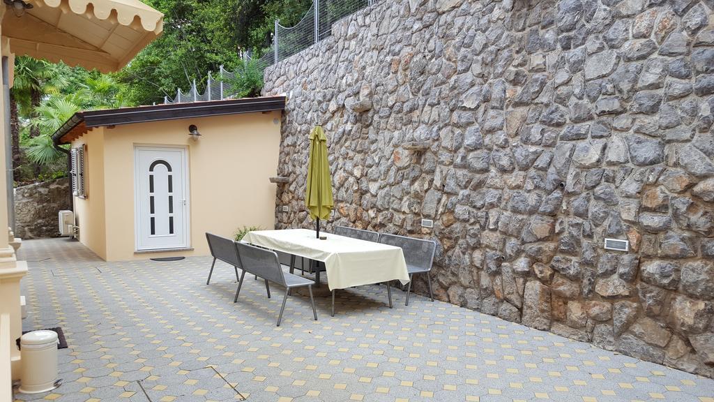 אופטיה Apartments Villa Atta מראה חיצוני תמונה