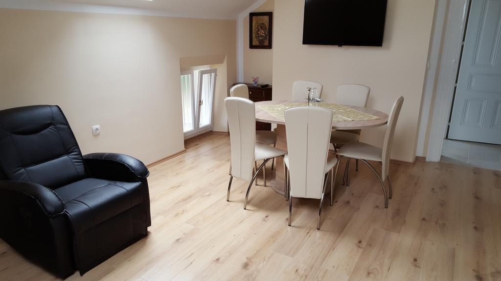 אופטיה Apartments Villa Atta מראה חיצוני תמונה